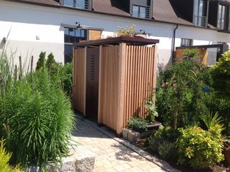 Gartenschrank Holz senkrecht Gartenakzente