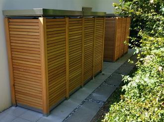 Gartenschrank Holz waagerecht Gartenakzente